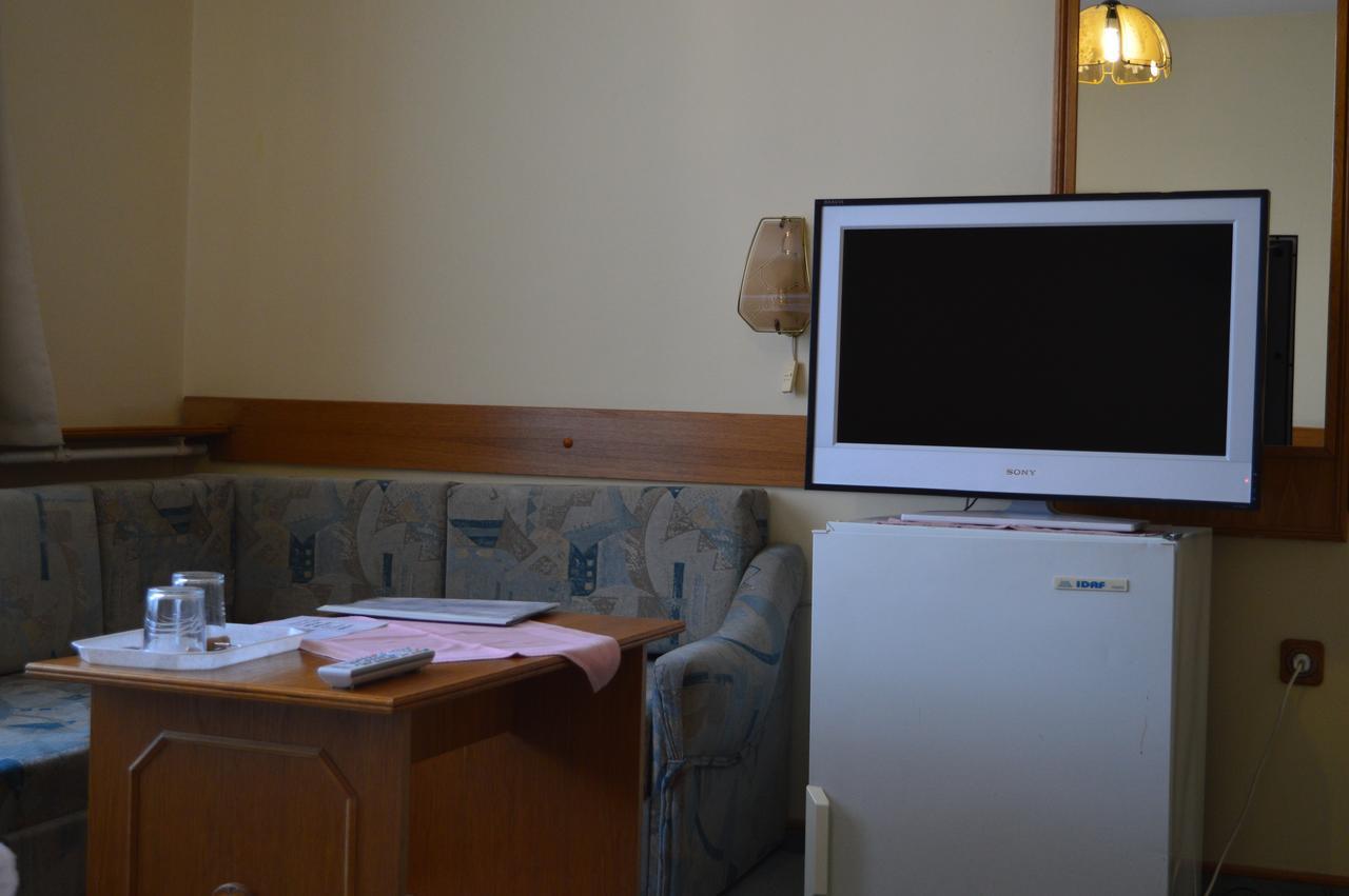 Apollo Motel Kecskemét المظهر الخارجي الصورة